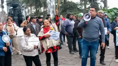 El SEOM redobla la presión: exige paritarias y apunta contra el desdoblamiento electoral