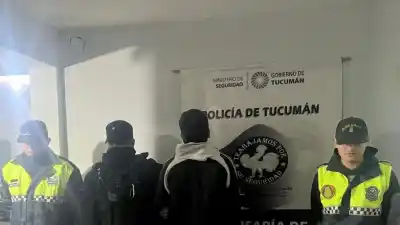 Huyó de la Policía en Villa Carmela y terminó detenido con un cargamento de droga