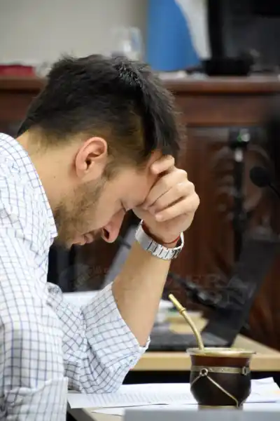 Escándalo en el juicio: el fiscal destrozó un pedido 'hecho con ChatGPT' y apuntó contra una organización