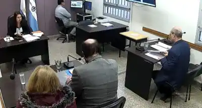 Exigía plata a sus alumnas para aprobarlas: la durísima condena que recibió la docente
