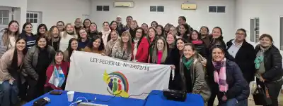 Nuevo taller sobre inteligencia artificial para asistentes sociales en Formosa: ¿qué aprenderán?