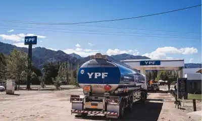 Denuncian a YPF por el pasivo ambiental que dejó en Comodoro Rivadavia: la cifra que asombra