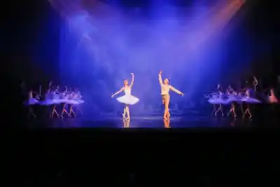 Noche de gala en el Teatro Lírico: La Bayadera regresa con ovaciones y un fin solidario