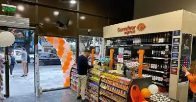 Carrefour suma otro golpe en Mendoza: dos sucursales más apagaron las luces en agosto