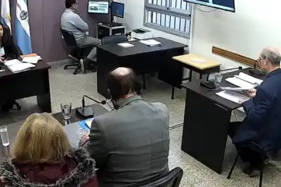 Exigía plata a sus alumnas para aprobarlas: la Justicia la condenó y ahora deberá pagar una fortuna