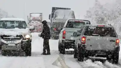 Cinco chequeos clave para tu auto antes de enfrentar la nieve en la ruta este invierno