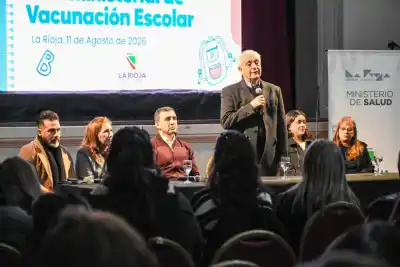 La estrategia de vacunación que promete llegar a cada aula: ¿cuántos chicos tienen dosis pendientes?