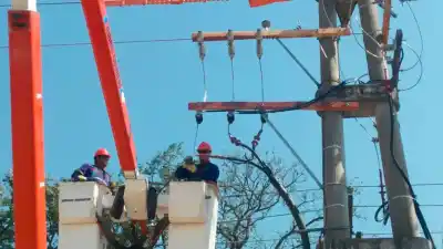 Obras de mejora eléctrica: Estos son los pueblos que quedarán sin luz en Santiago