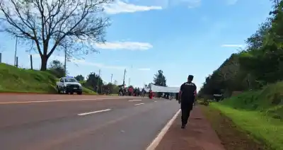Corte total en la ruta 12 en Colonia Delicia: ¿qué reclaman los manifestantes?