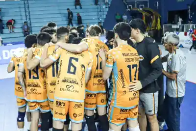 Hazaña de Monteros Vóley: aplastó a River de madrugada y forzó el desempate