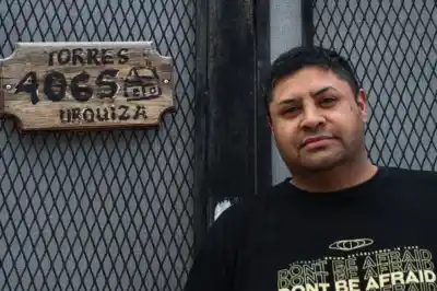 El vecino que cocina para 100 personas cada jueves y nadie sabe cómo lo logra