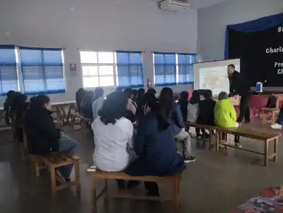 Lo que revelaron en una escuela de Las Lomitas sobre el uso de pantallas