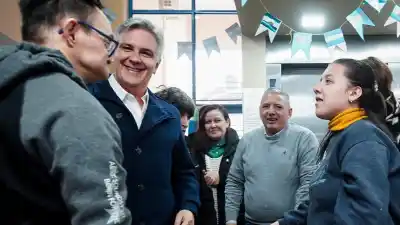 Llaryora visitó la Fundación Kalen y prometió 30 millones: el detalle del anuncio