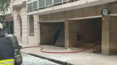 Explosión en un edificio de Recoleta: el estruendo que movilizó a todo el barrio y dejó a 12 vecinos afuera