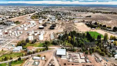Plaza Huincul avanza con la pileta semiolímpica: ¿dónde estará y qué actividades tendrá?