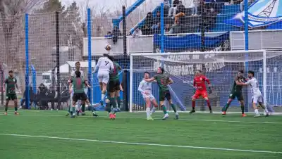 Deportivo Rincón no pudo con Círculo Deportivo y dejó escapar la chance de quedar solo en la cima
