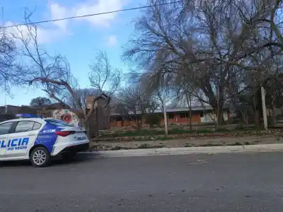Un incendio en el ex hogar de Alfonsina Storni en Roca encendió las alarmas