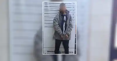 Oculto en el baño: así atraparon al hombre que ingresó a una vivienda en Las Heras
