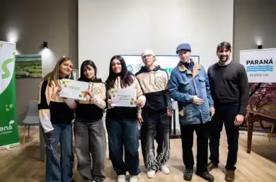 Reconocieron a los ganadores del concurso juvenil que revaloriza los barrios de Paraná