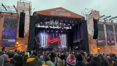 La Fiesta de la Nieve encendió el Centro Cívico con una maratón de música y talento local