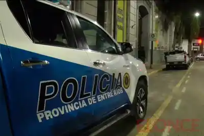 La Policía lo buscaba por amenazar a una mujer y el hallazgo entre sus prendas lo delató