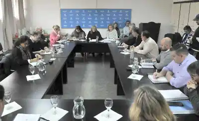 Paritarias en La Pampa: el Gobierno pide tiempo y los gremios exigen respuestas