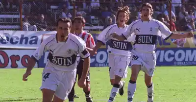 El último clásico ganado por Gimnasia en UNO: la hazaña del Topo Sanguinetti que nadie olvida