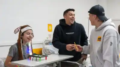 Los futbolistas de San Martín visitaron el Hospital de Niños y lo que pasó en las salas emocionó a todos