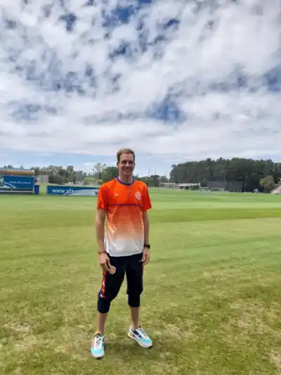 El roquense que pasó de entrenar en el Luis Maiolino a sumarse al cuerpo técnico de la Selección Argentina