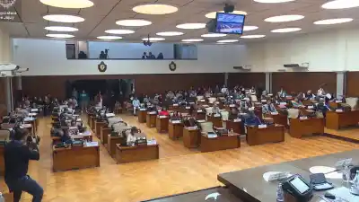 Jujuy: las tres leyes que aprobó la Legislatura y el reclamo que encendió la sesión