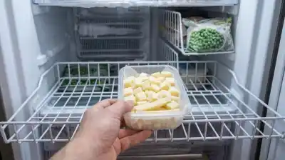 El truco que pocos conocen: cómo guardar papas cortadas para que no se arruinen en el freezer