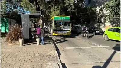Paro de colectivos en Santa Fe: la UTA confirmó la medida y los usuarios ya se preparan para el caos