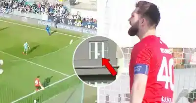 El despeje que se convirtió en viral: la increíble trayectoria del balón que terminó en un balcón