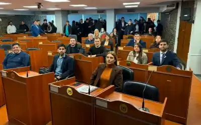 Escándalo en Diputados: el oficialismo logró su objetivo y la oposición quedó partida al medio