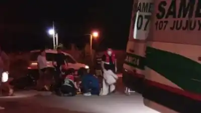 Apareció golpeado e inconsciente en la Ruta 9: qué se sabe del misterioso caso