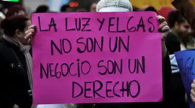 ¿Te llegó una boleta de luz imposible de pagar? Así podés reclamar ante Edenor y Edesur