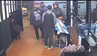 Irrumpieron armados en una barbería de Rivadavia y la víctima no era su objetivo
