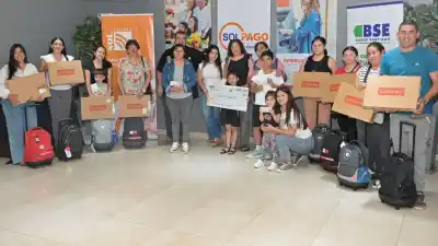 La emoción se apoderó de Santiago: así fue la entrega de premios que miles esperaban