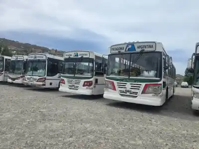 Sin respuestas: 268 choferes de Patagonia Argentina siguen esperando el sueldo de julio en Comodoro