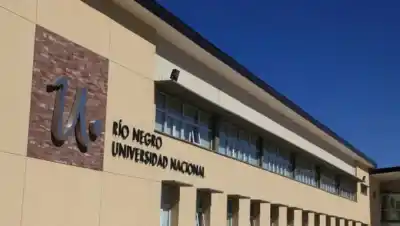 La Patagonia jurídica se da cita en Viedma: llega el encuentro de litigación penal que reúne a cinco universidades