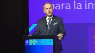 El plan energético que une a gobernadores y empresas: qué se definió en el foro que abrió el embajador de EE.UU.