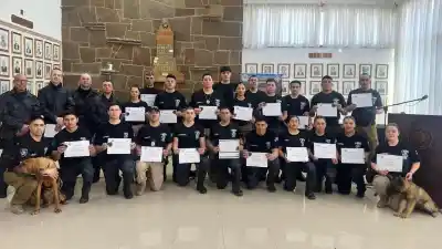 Cuatro nuevos canes policiales: la apuesta que refuerza la seguridad en Santa Cruz