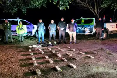 Los vieron y escaparon: lo que abandonaron en la ruta dejó a los gendarmes sin palabras