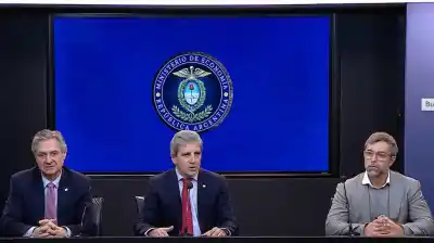 El Gobierno amplía el crédito en dólares para todas las empresas: qué cambia con el nuevo DNU