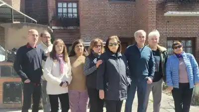 El cerco que los dejó presos: vecinos de Alto Padilla explotaron contra el vallado del show de La Renga