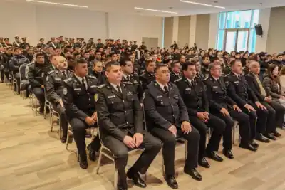 Rescataron a 17 personas de un incendio y evitaron una tragedia: el heroico trabajo de la policía santiagueña