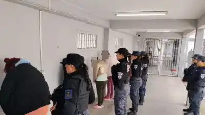Cuatro mujeres fueron trasladadas a Delfín Gallo: el detalle que pocos conocen