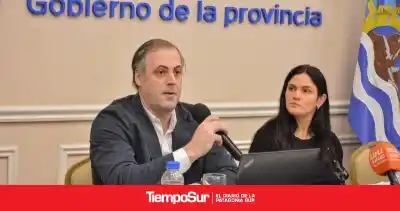 Elmiger desafía a los intendentes: “Si no quieren sostener la Caja santacruceña, que vayan a la Legislatura”