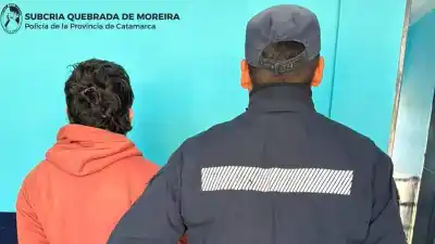 Robó dos botellas de fernet y lo atraparon a pocos metros: qué pasó después