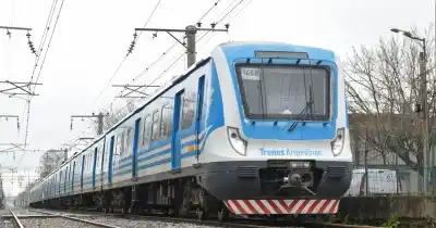 Nuevo dolor de cabeza en la línea Roca: un tren de carga paralizado complica el servicio a La Plata
